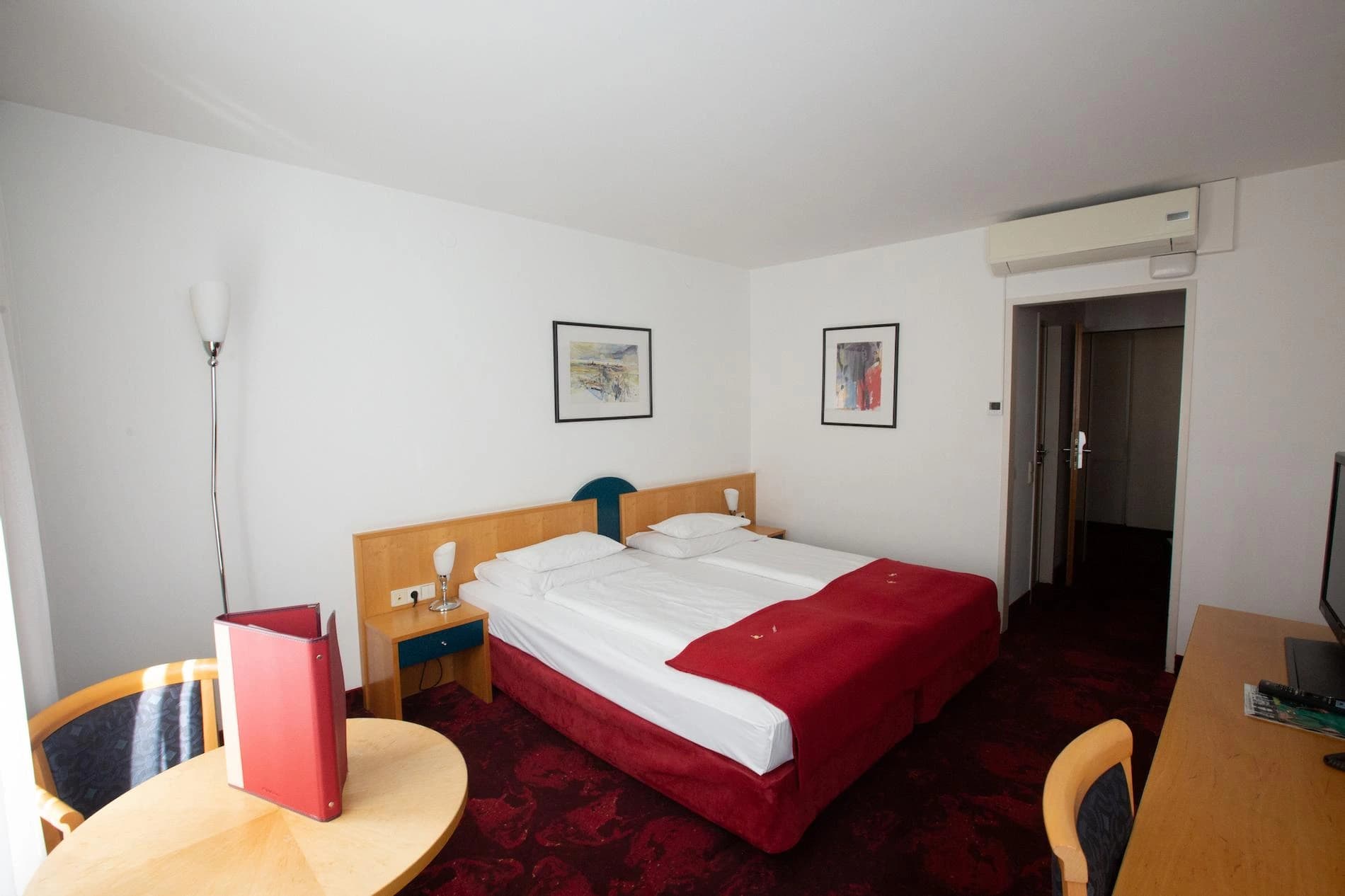 Queen-Size mit Balkon at Hotel Boltzmann Vienna, photo 1 of 4